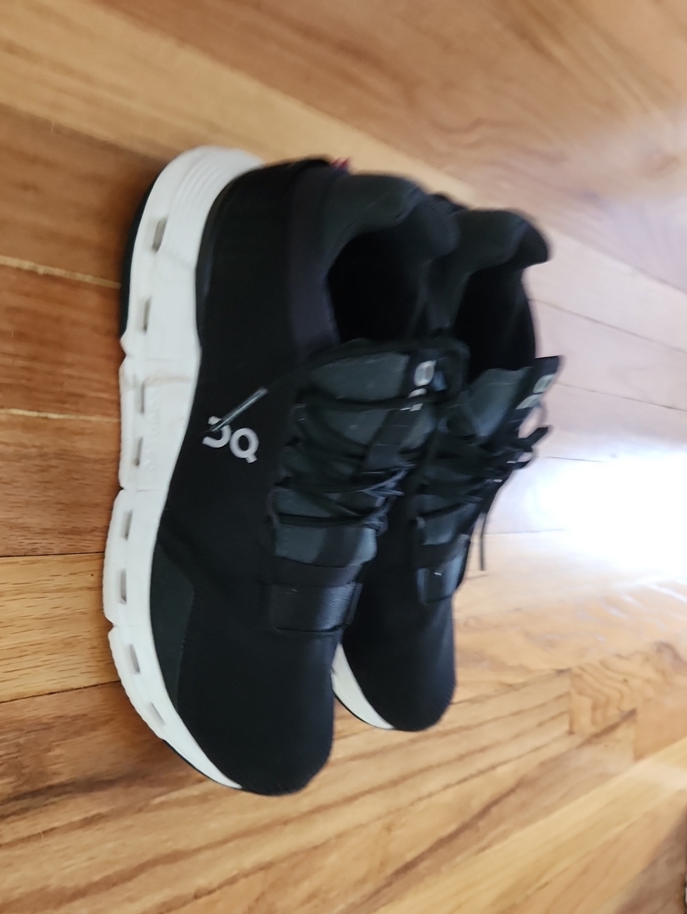 On Cloud Running Shoes Men's Size 8.5